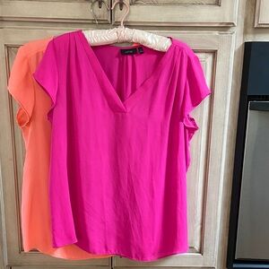 Bundle Apt. 9 Women's Vibrant Pink V-Neck Blouse & Coral